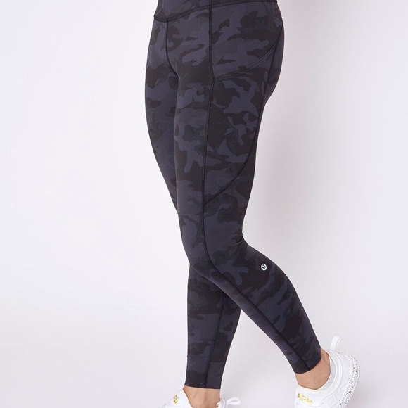 lululemon athletica Pants - Lululemon Fast and Free Legging 25” Size 4    25” inseam  7/8 length Camo